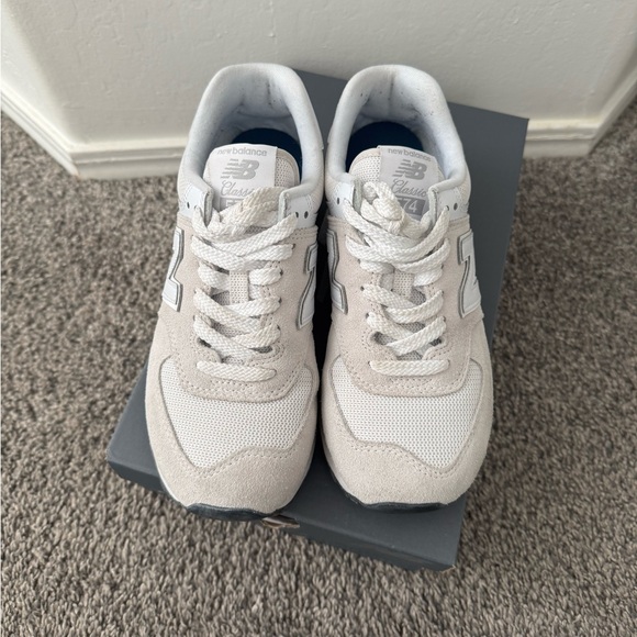 New Balance 574 - Picture 4 of 6